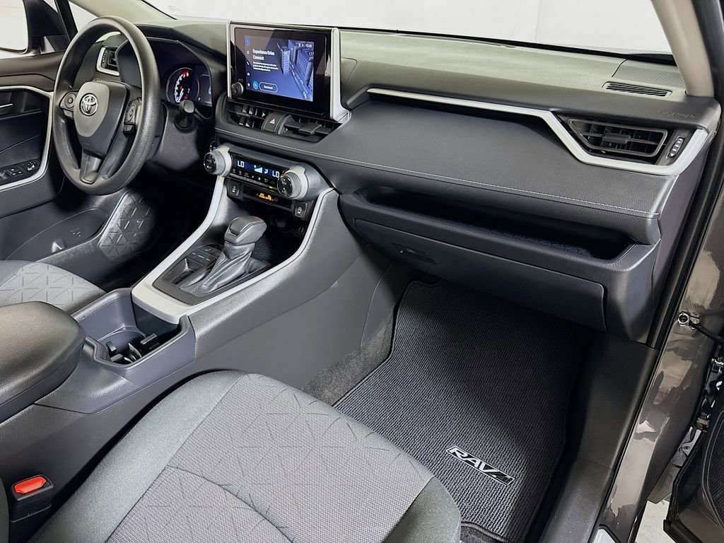 Used 2025 Toyota RAV4 XLE w/ Convenience Package FWD image 27