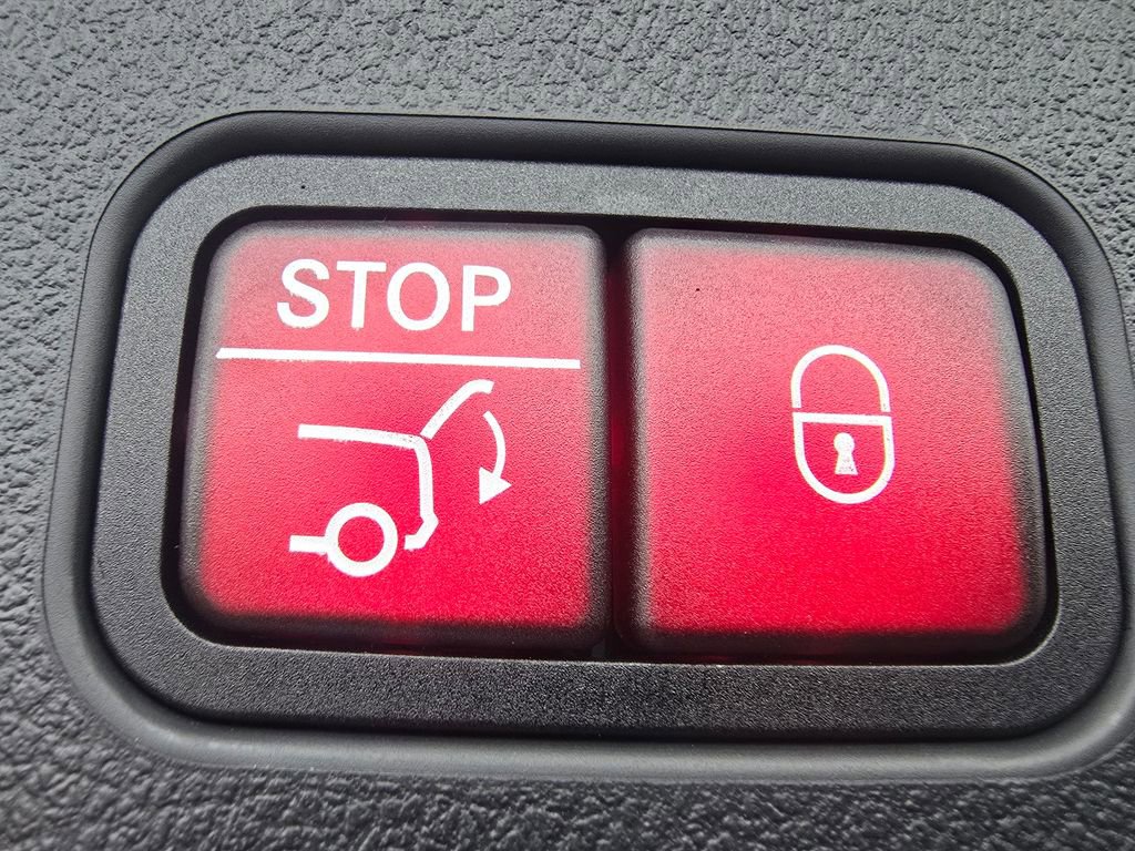 New 2026 Mercedes-Benz GLC 300 4MATIC image 20