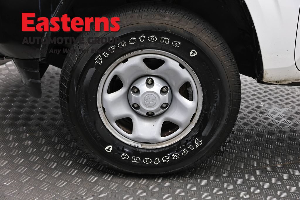 Used 2018 Toyota Tacoma SR RWD image 31