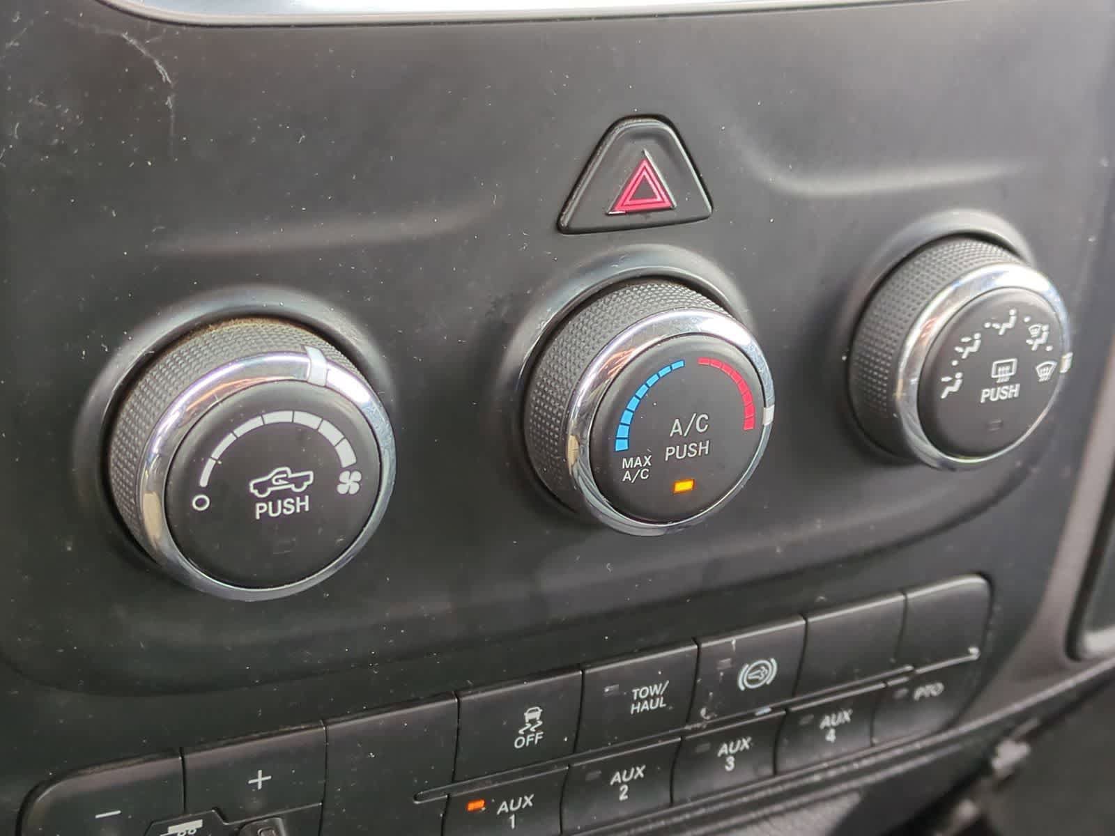 Used 2017 RAM 4500 Tradesman w/ Power & Remote Entry Group image 32