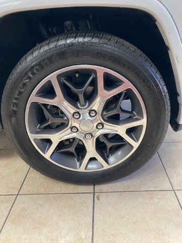 Used 2020 Jeep Grand Cherokee Overland RWD image 35