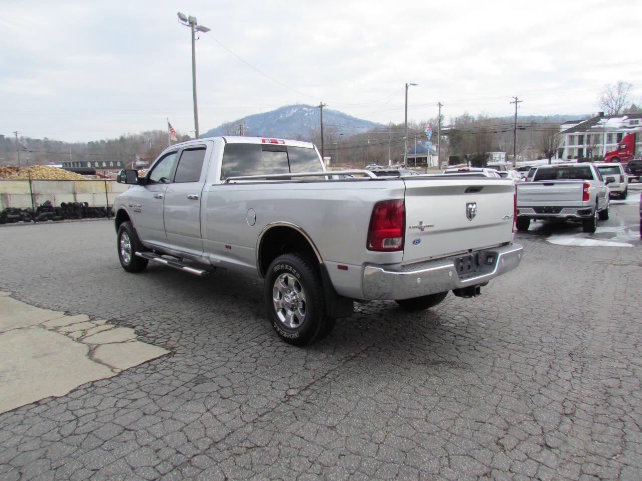 Used 2018 RAM 3500 Lone Star AWD/4WD image 5