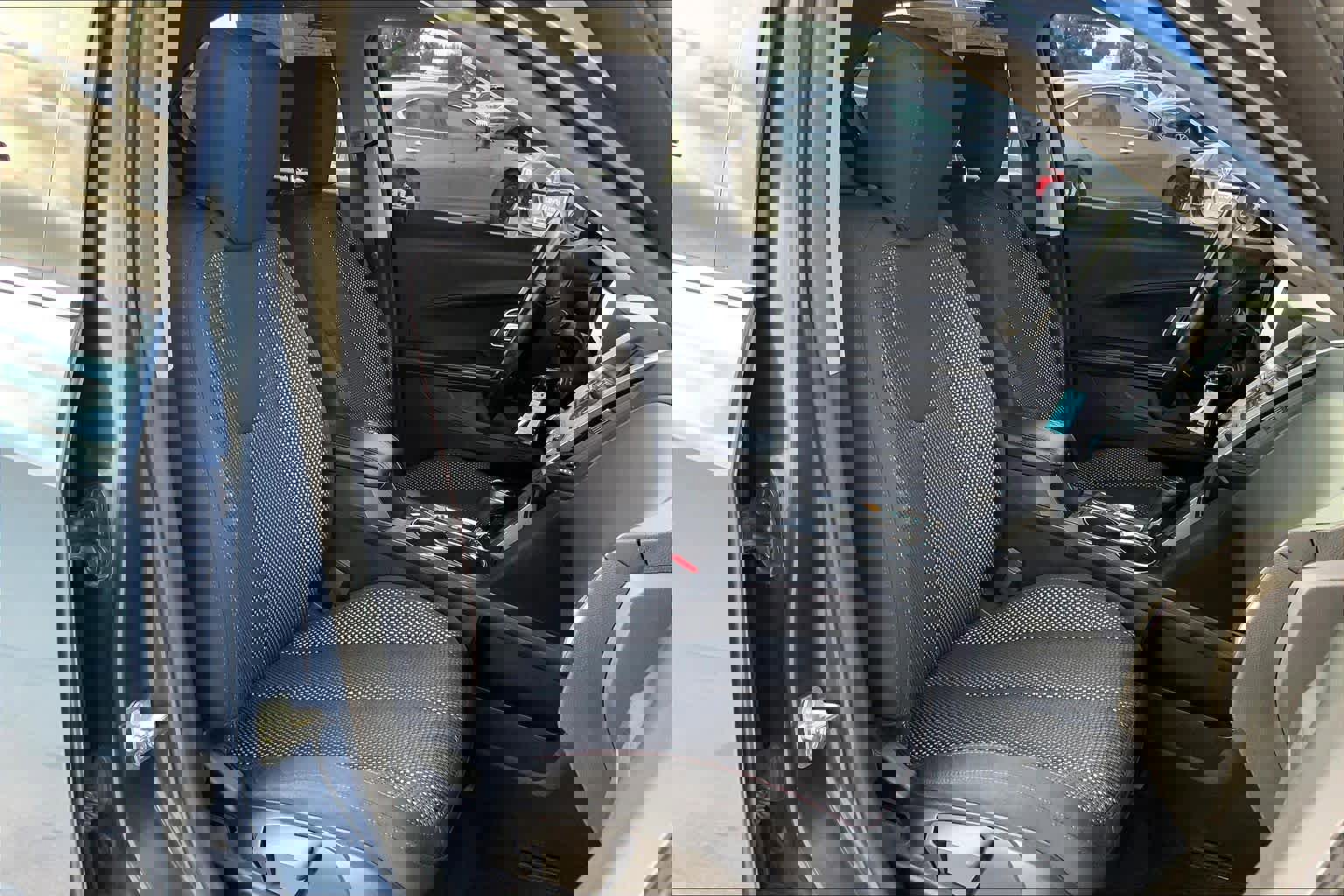 Used 2016 Chevrolet Equinox LT w/ Convenience Package image 8