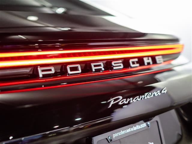 Certified 2026 Porsche Panamera 4 AWD/4WD image 31