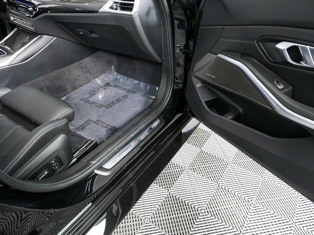 Used 2026 BMW M3 Competition AWD/4WD image 25