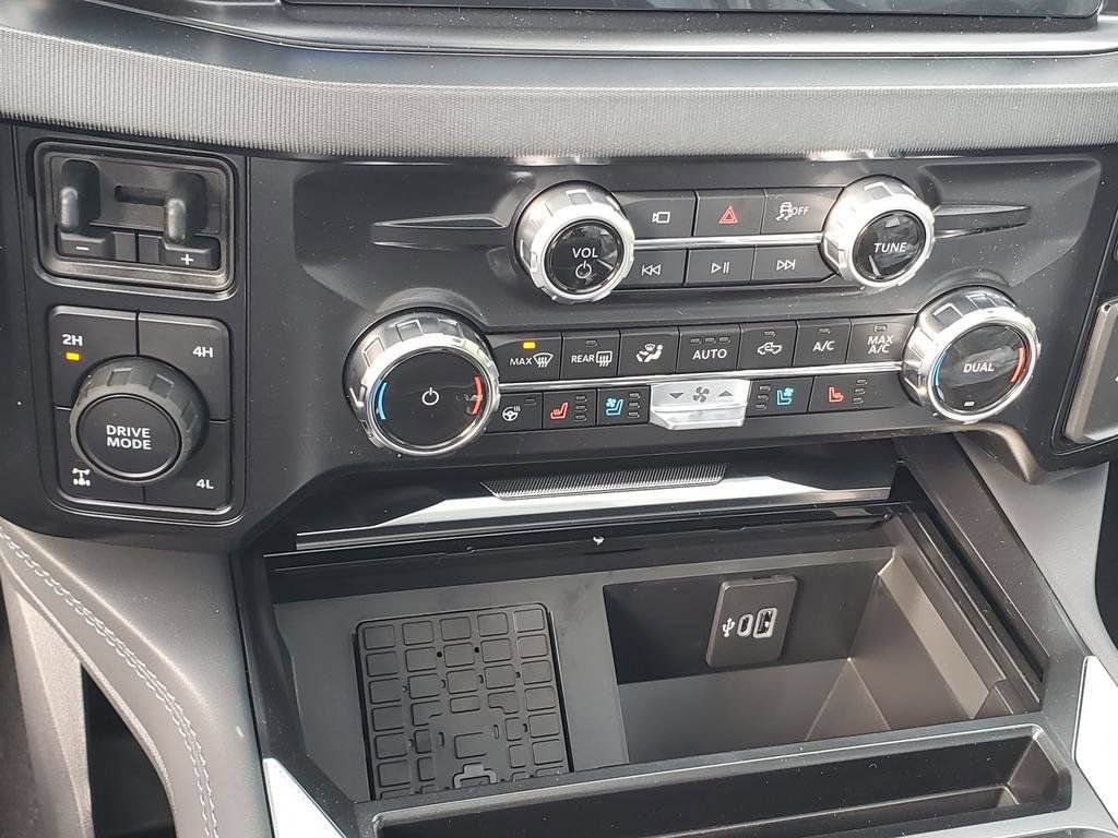 New 2026 Ford F250 Platinum AWD/4WD image 23