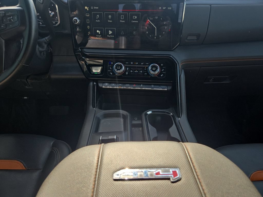 Used 2025 GMC Sierra 2500 AT4 AWD/4WD image 12