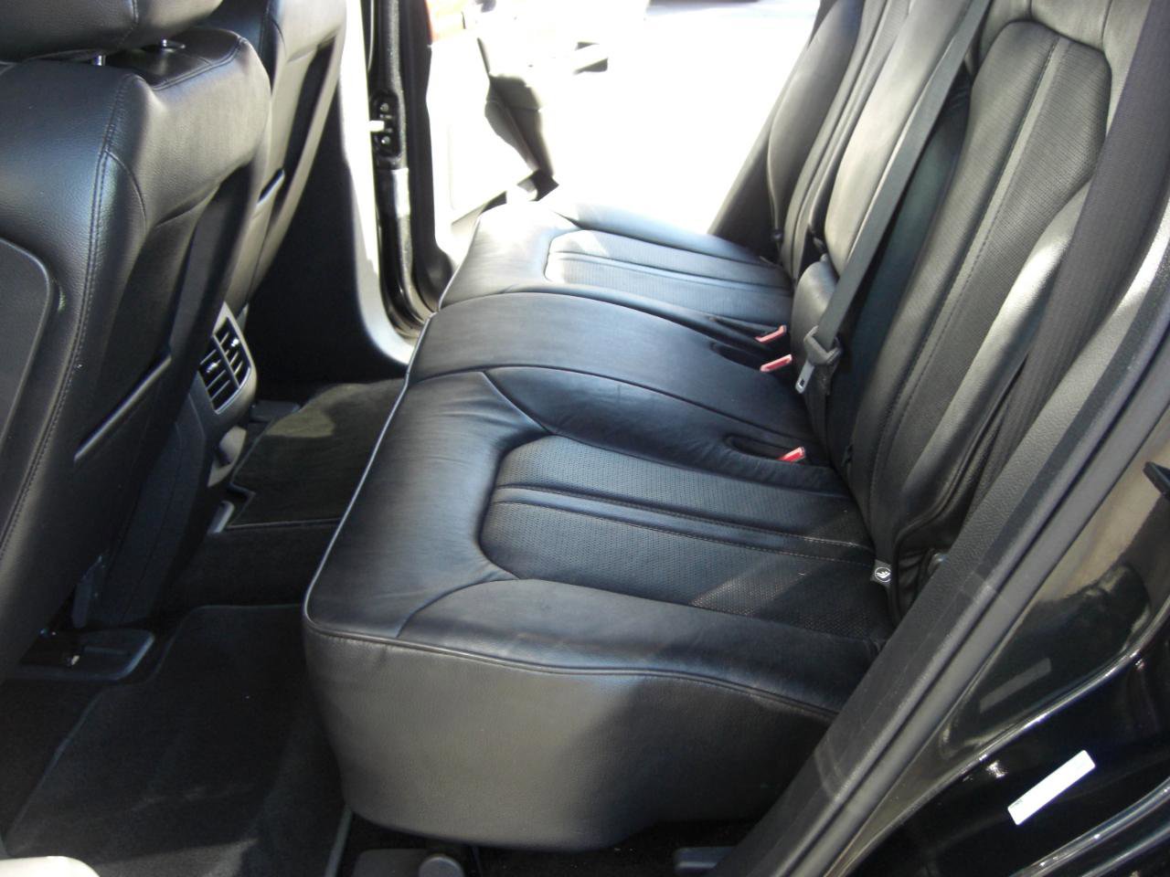 Used 2015 Lincoln MKX AWD 4dr w/ Equipment Group 102A image 18