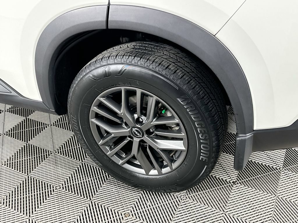 Certified 2023 Nissan Rogue S image 39