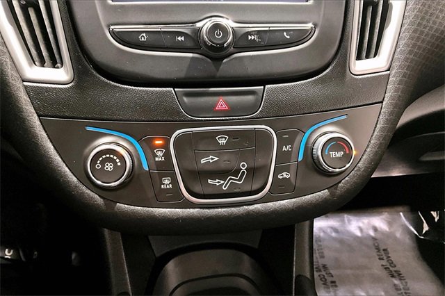 Used 2018 Chevrolet Malibu LS image 16