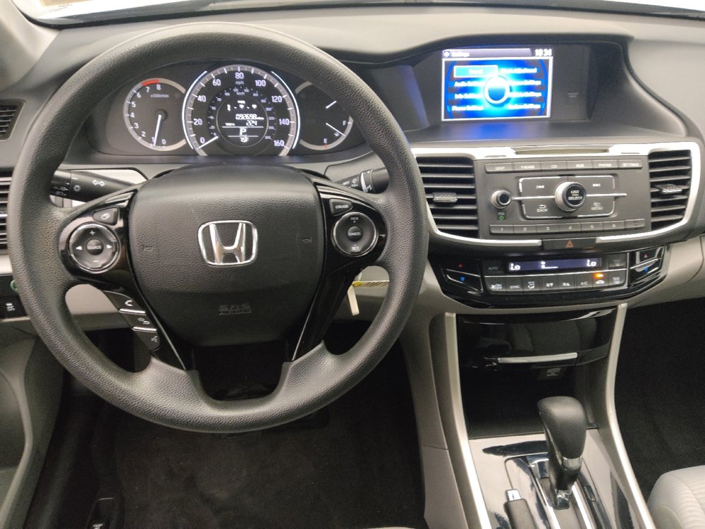 Used 2016 Honda Accord LX image 22