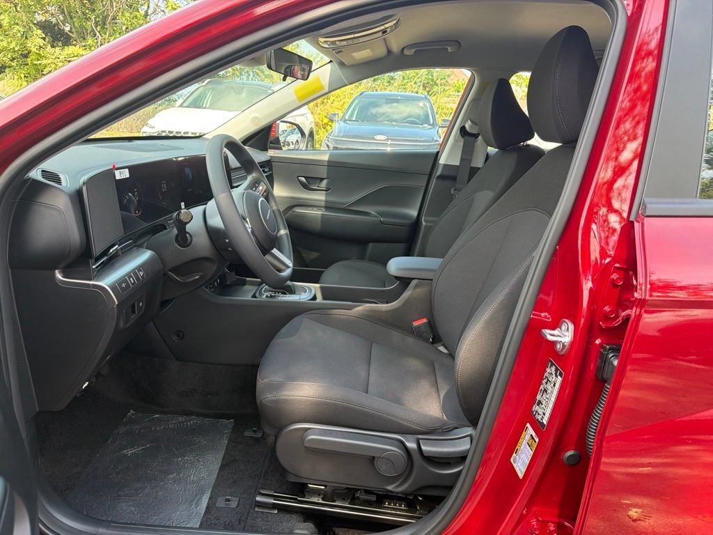 New 2027 Hyundai Kona SE AWD/4WD image 13