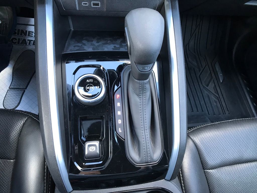 Used 2023 Chevrolet Colorado Trail Boss AWD/4WD image 22