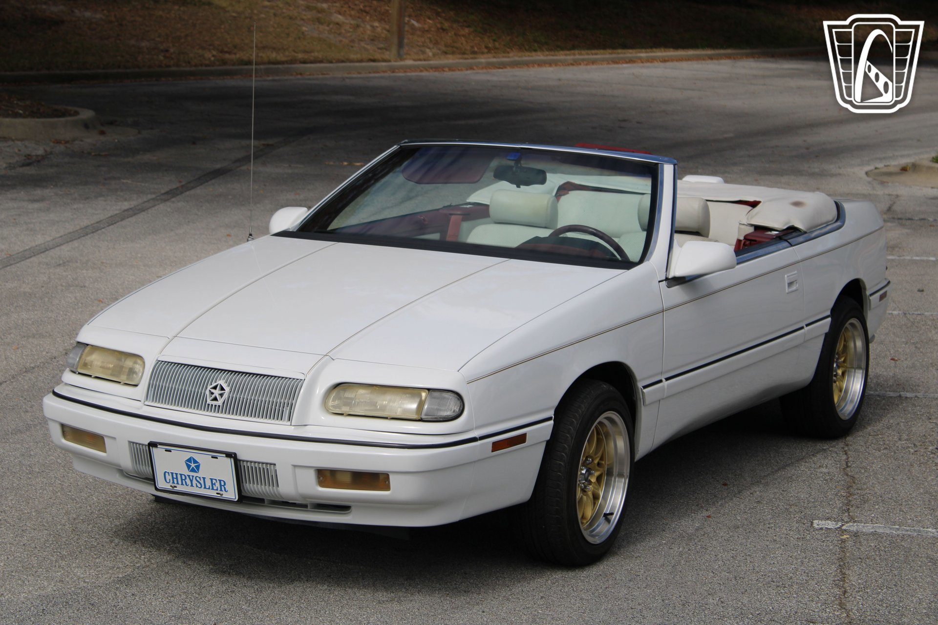 Used 1994 Chrysler LeBaron GTC FWD image 4