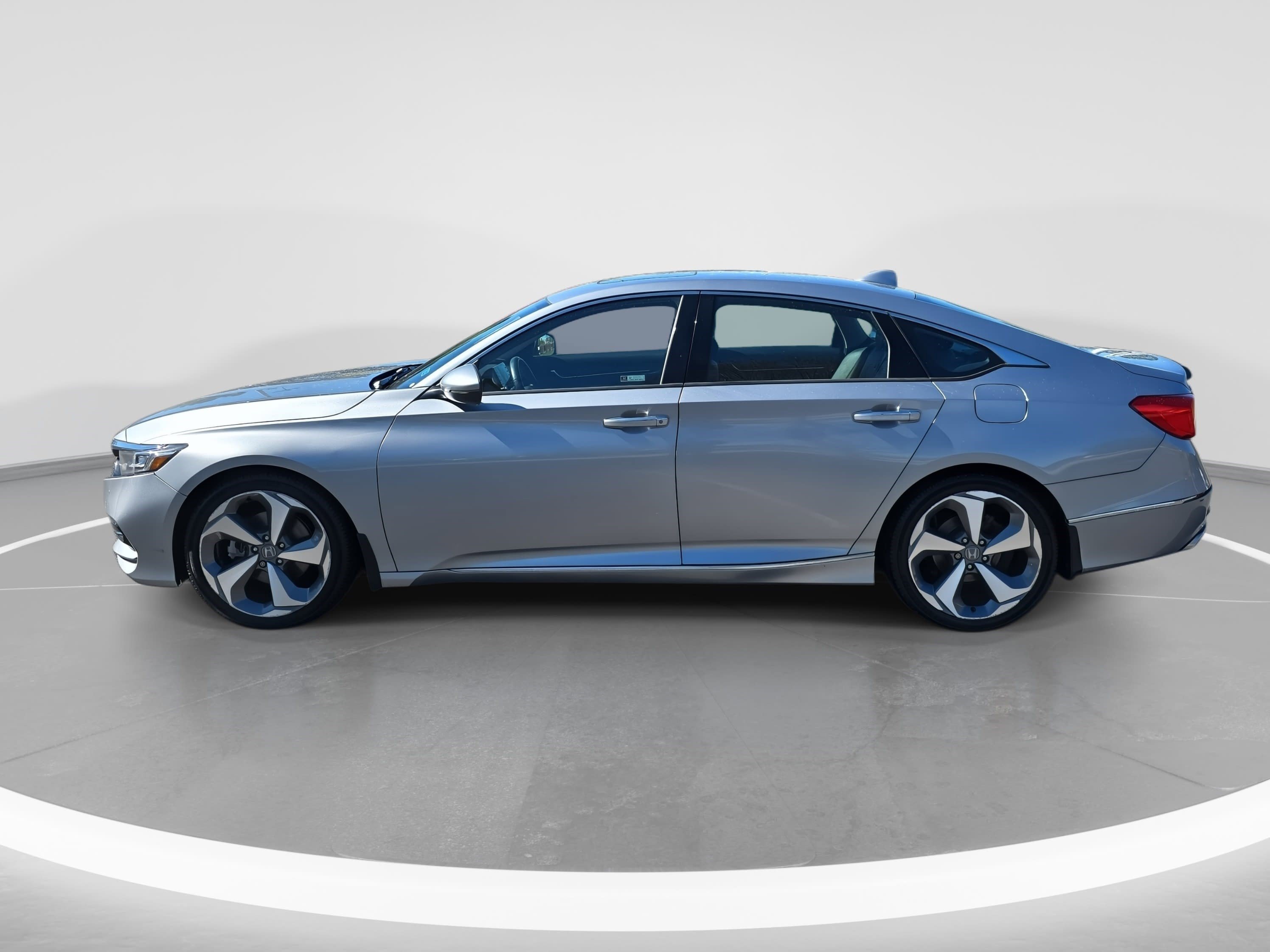 Certified 2020 Honda Accord Touring image 8