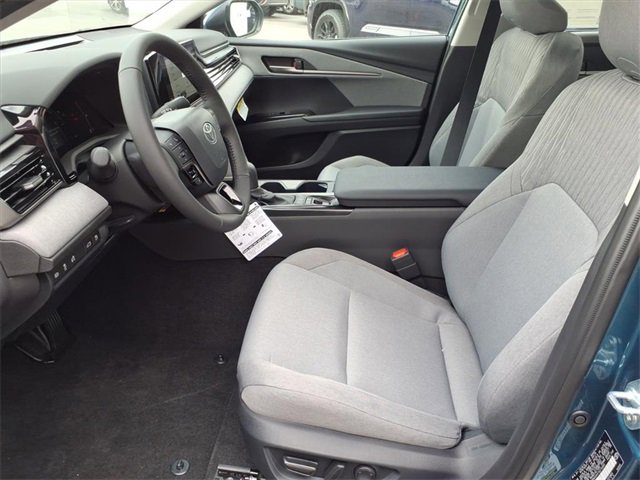 New 2026 Toyota Camry LE image 6