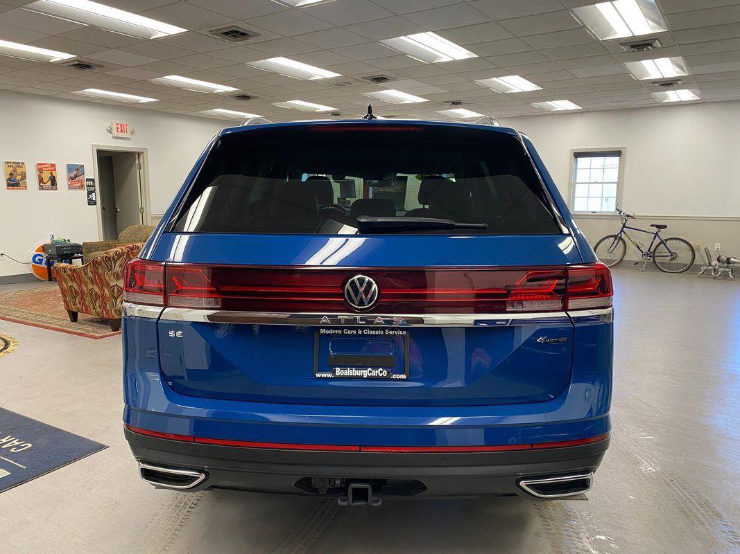 Used 2025 Volkswagen Atlas SE image 19