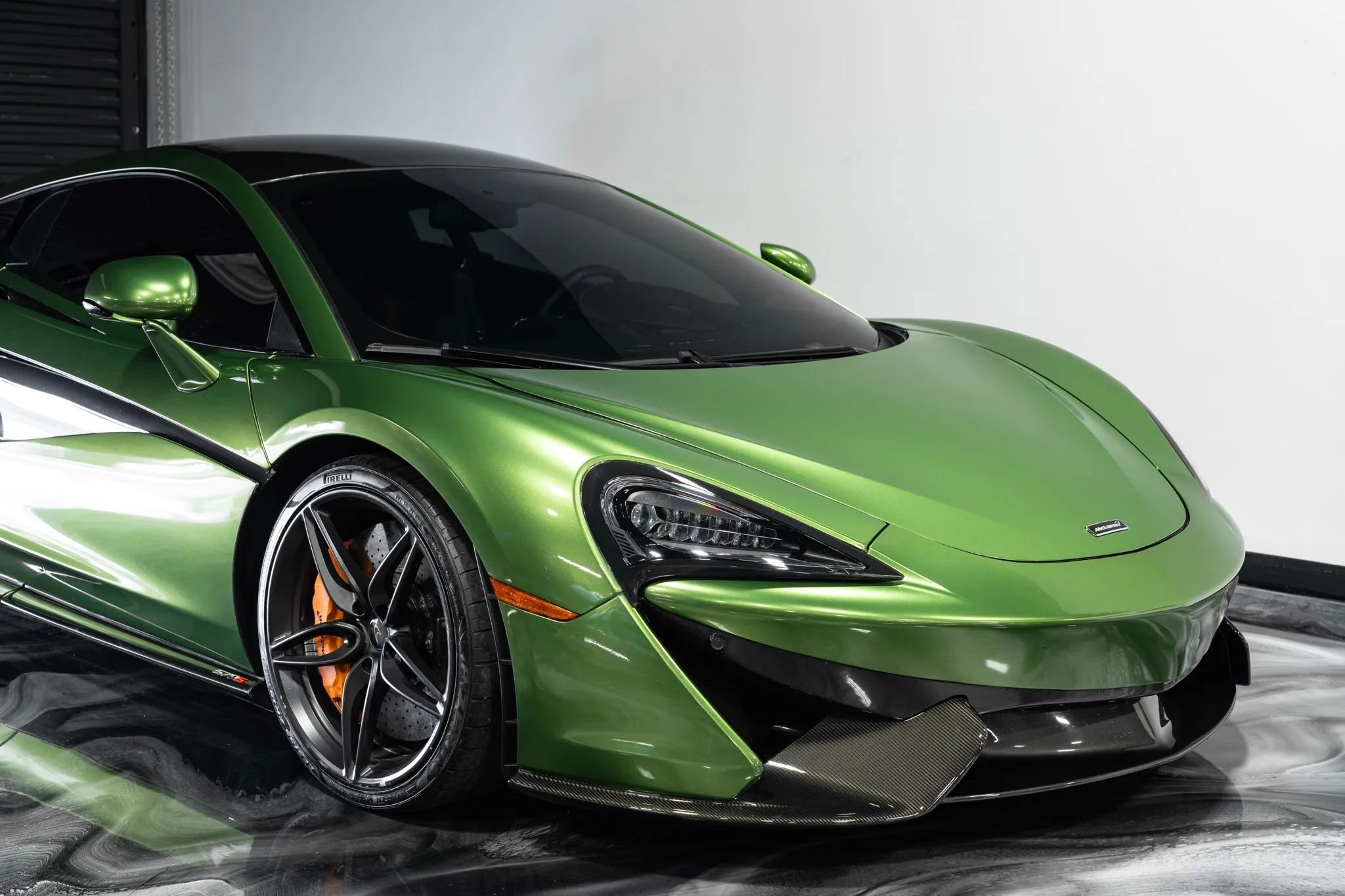 Used 2017 McLaren 570S Coupe image 4