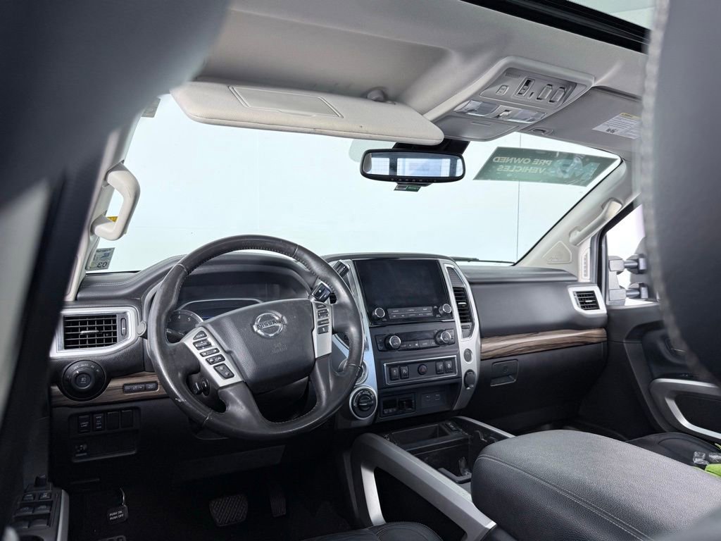 Used 2020 Nissan Titan SL w/ Moonroof Package image 20