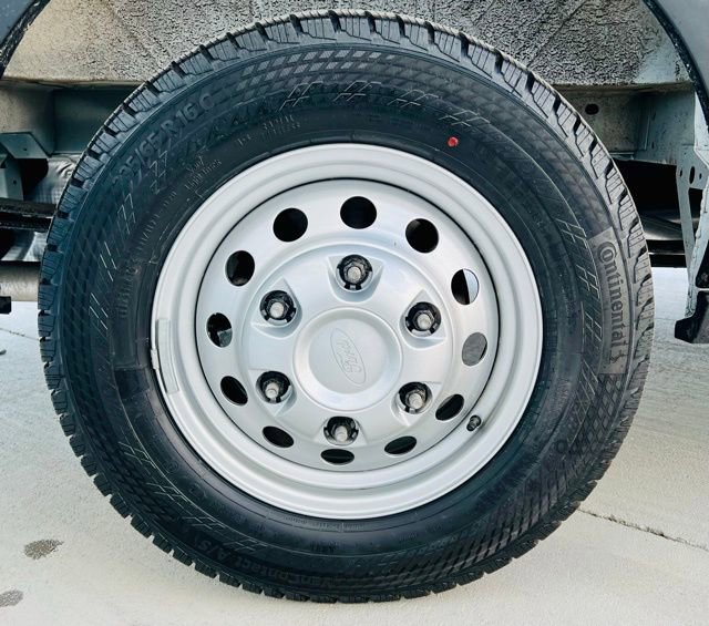 New 2026 Ford Transit 350 148 Medium Roof Wagon AWD image 7