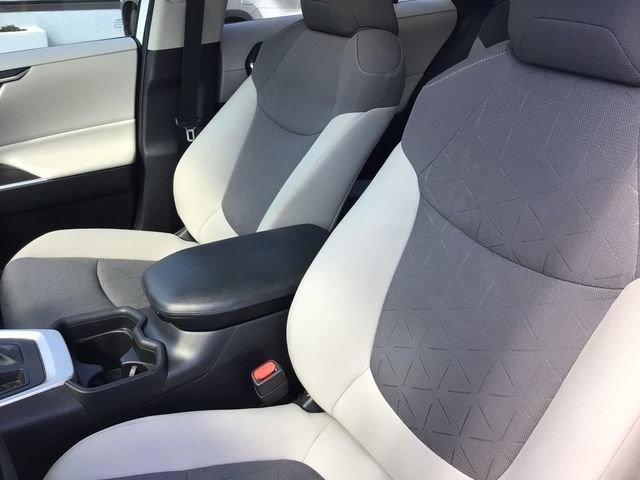 Used 2019 Toyota RAV4 XLE w/ Convenience Package AWD/4WD image 24