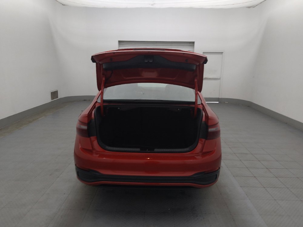 Used 2023 Volkswagen Jetta SE w/ Panoramic Sunroof Package FWD image 29