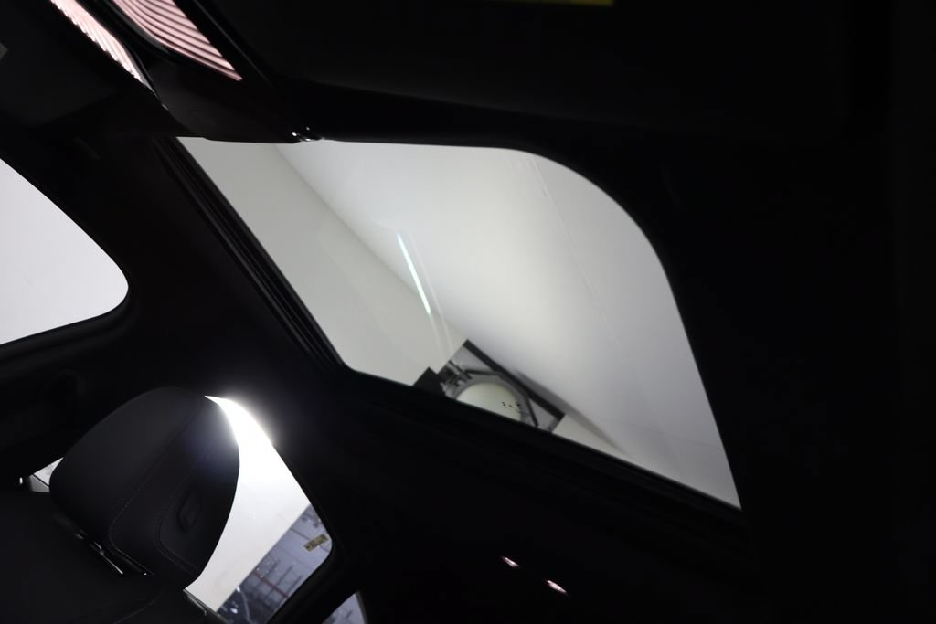 Used 2023 BMW i4 eDrive35 w/ Premium Package RWD image 27