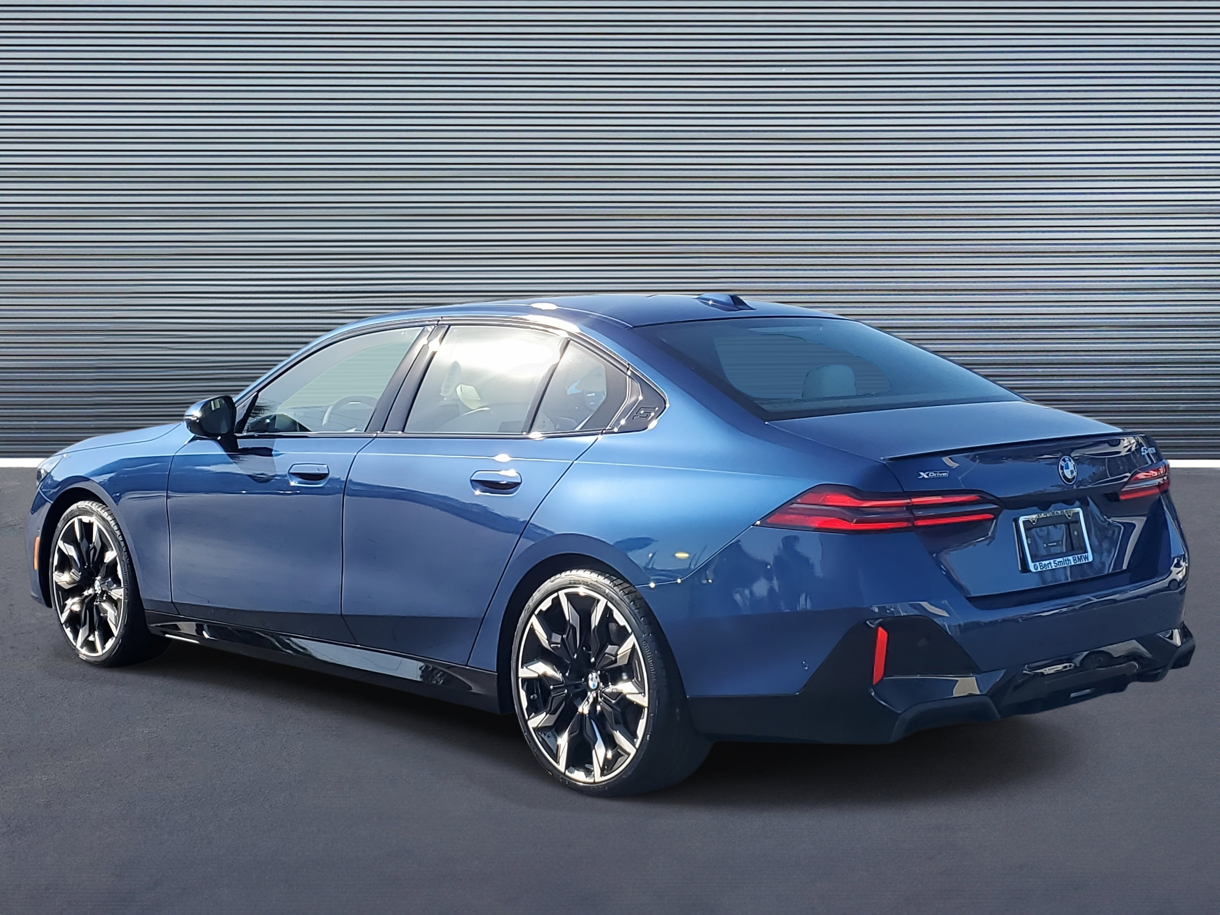 New 2026 BMW 540i xDrive w/ M Sport Package image 4