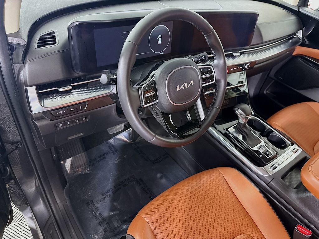 Used 2024 Kia Carnival SX Prestige image 21