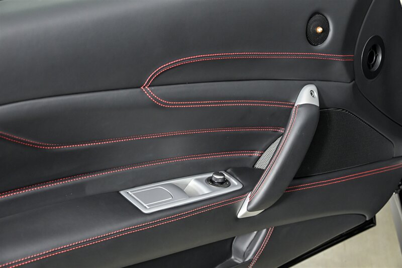 Used 2016 Ferrari FF AWD/4WD image 14