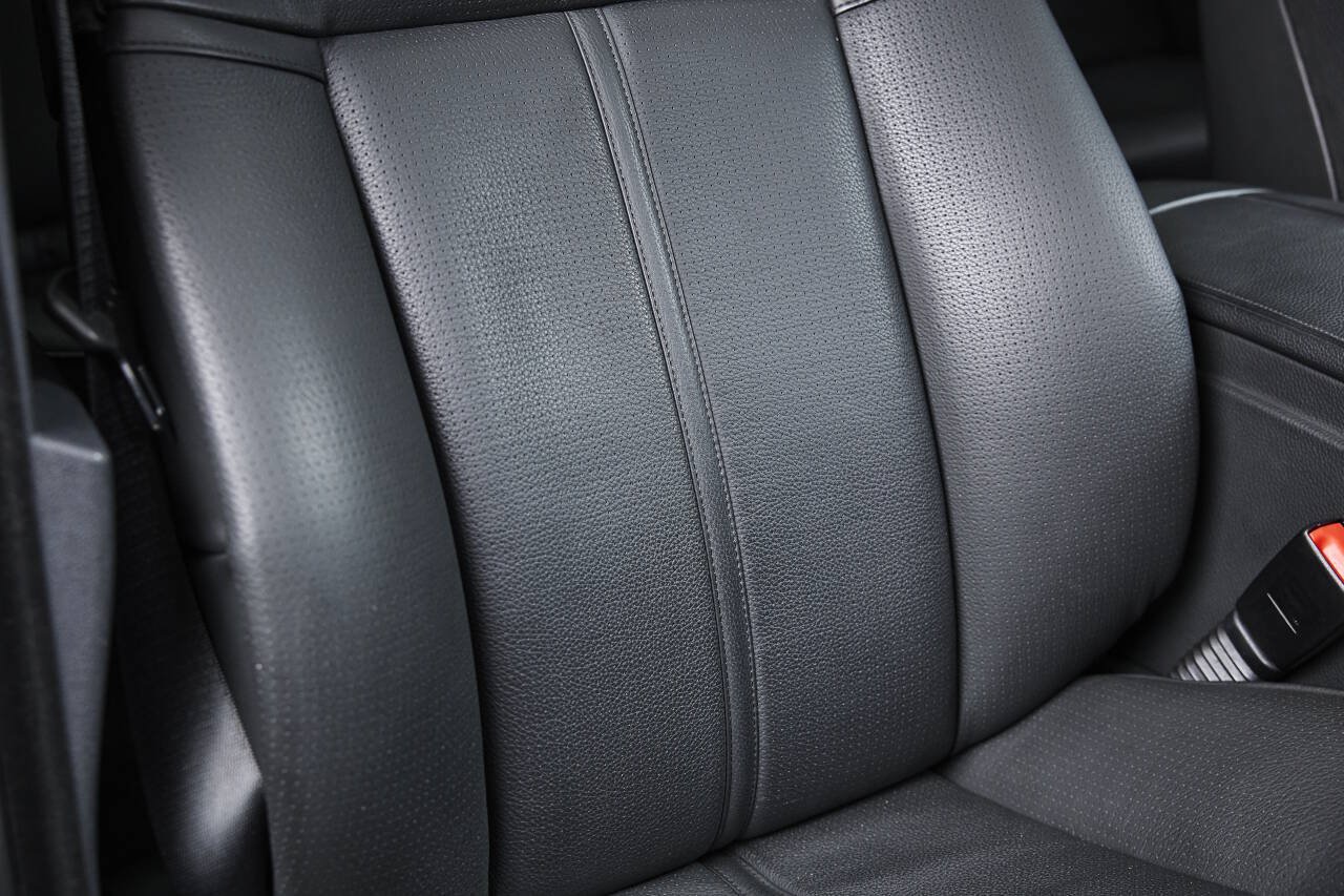 Used 2006 BMW M5 RWD image 97