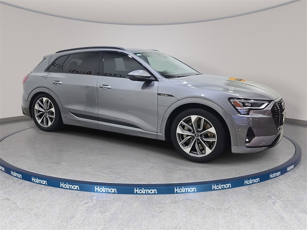 Used 2021 Audi e-tron Premium Plus w/ Premium Plus Package image 5