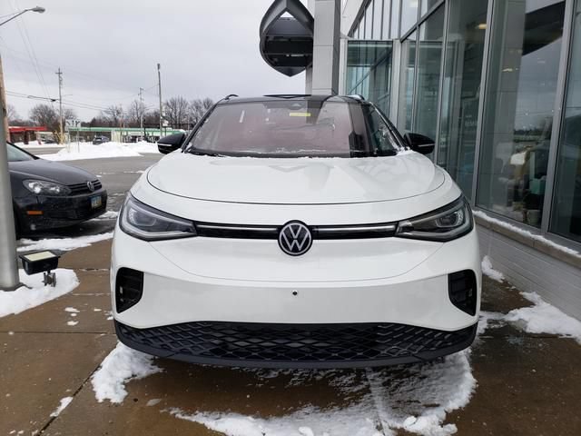 New 2025 Volkswagen ID.4 Pro S Plus AWD/4WD image 2