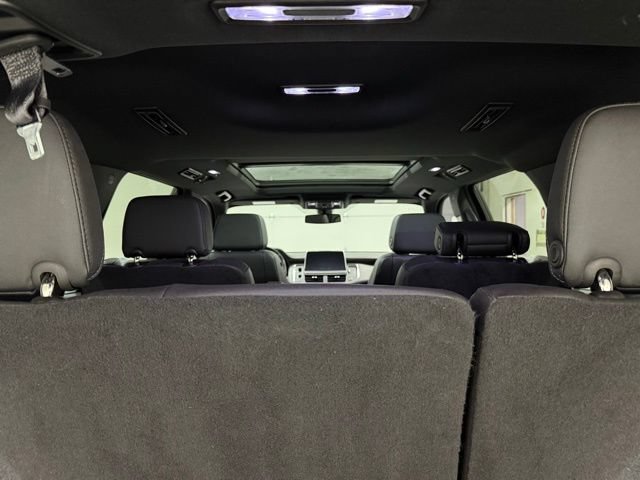 Certified 2022 Chevrolet Tahoe LT w/ Luxury Package AWD/4WD image 11