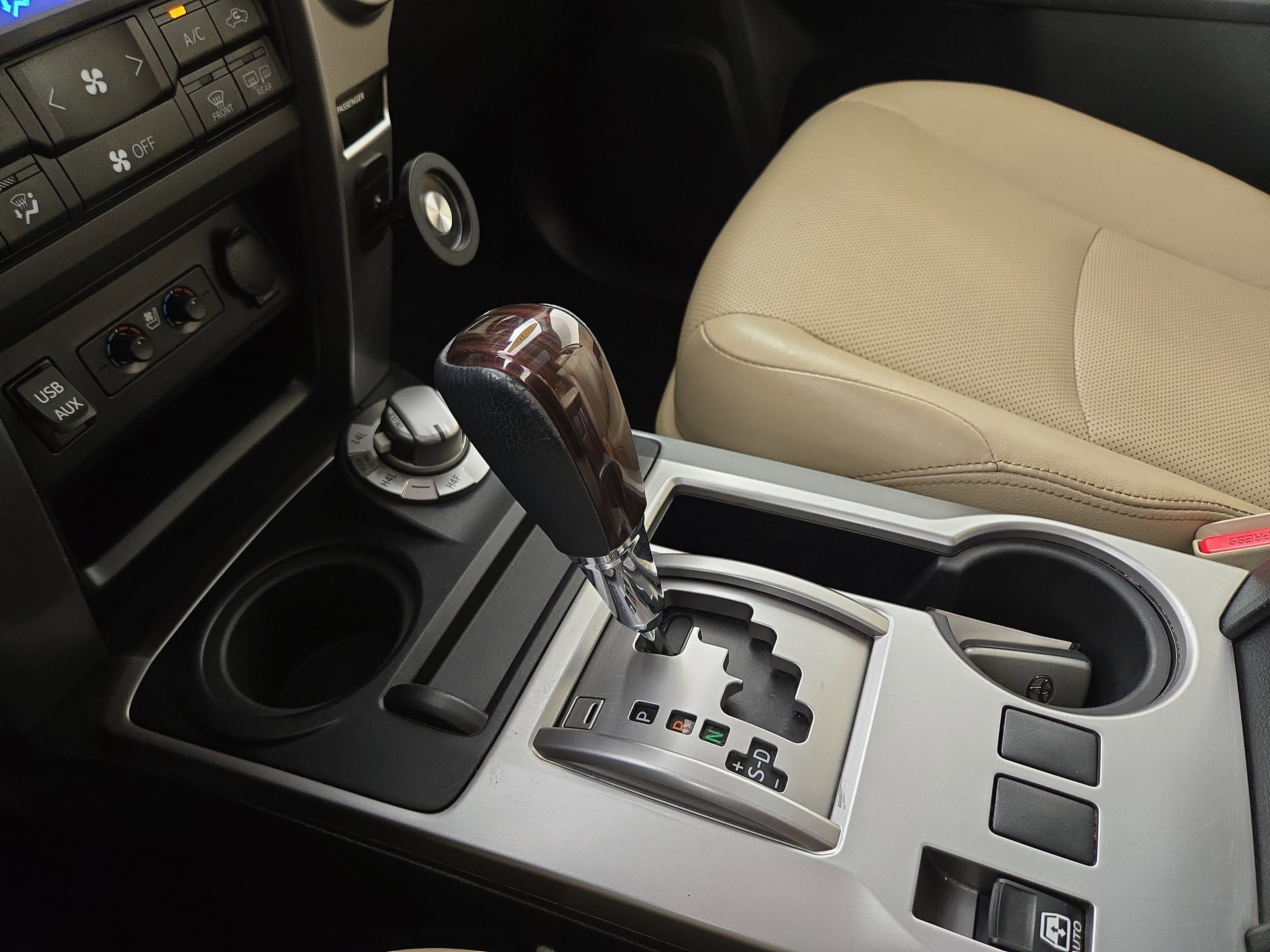 Used 2016 Toyota 4Runner Limited image 25