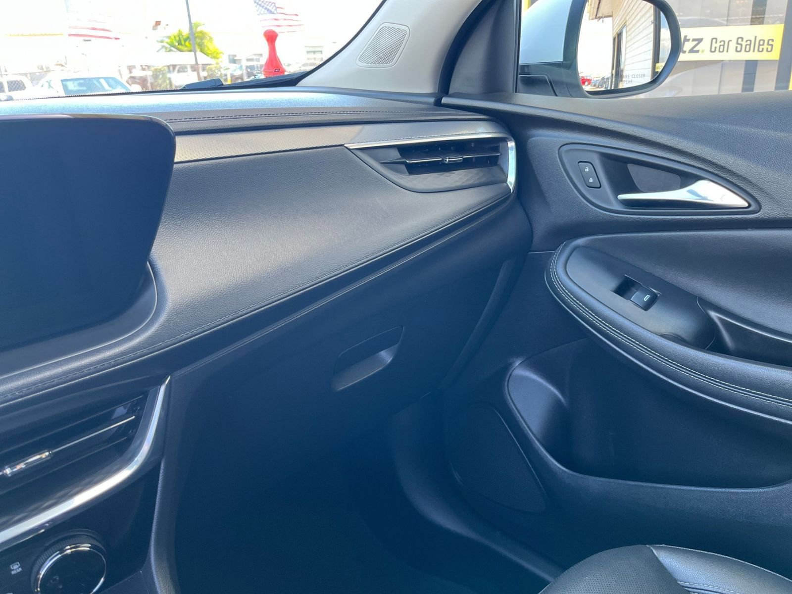 Used 2024 Buick Encore GX Sport Touring image 34