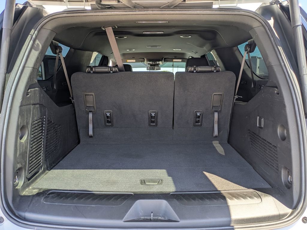 Used 2024 GMC Yukon XL SLT AWD/4WD image 25