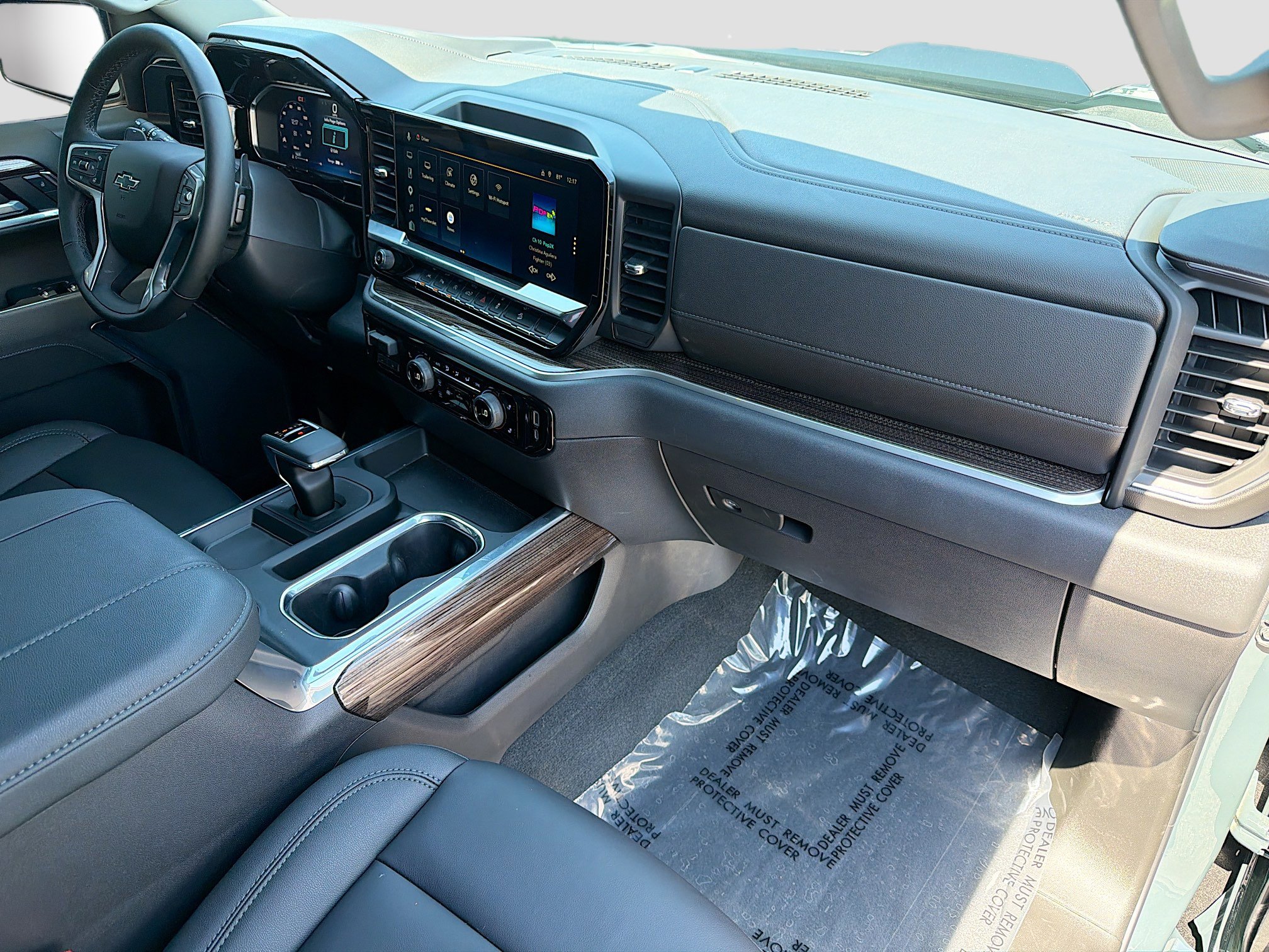 Used 2026 Chevrolet Silverado 1500 LT Trail Boss w/ LT Trail Boss Premium Package image 13