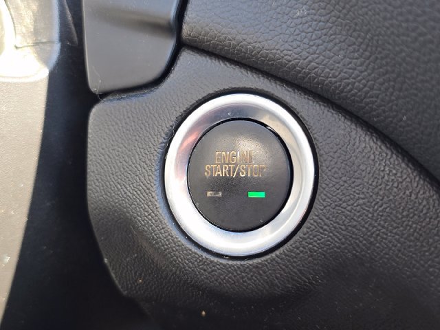 Used 2020 Chevrolet Equinox LT w/ Driver Convenience Package FWD image 32
