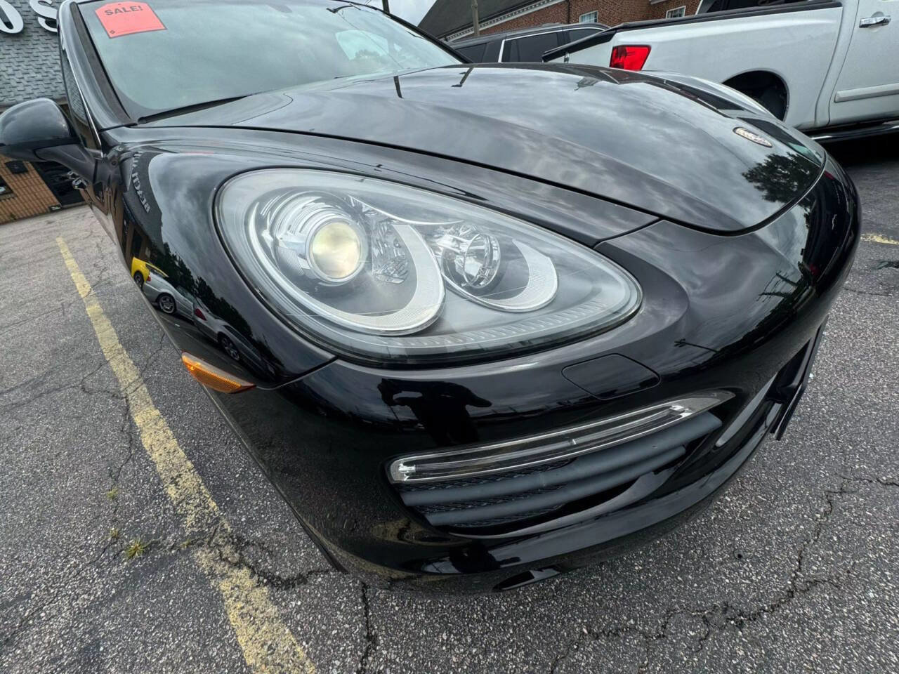 Used 2012 Porsche Cayenne S AWD/4WD image 9