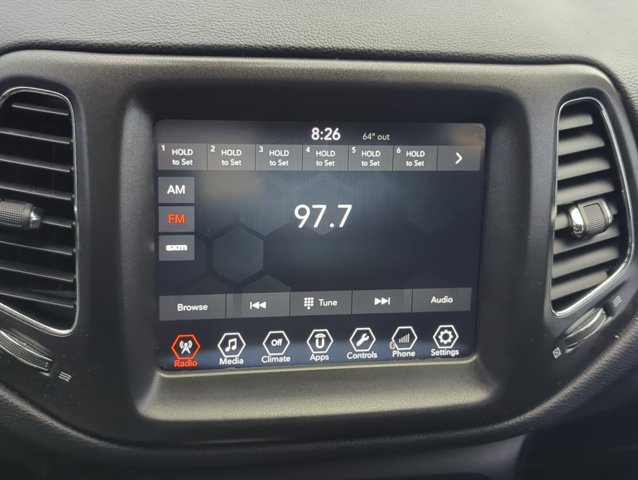 Used 2018 Jeep Compass Trailhawk w/ Leather Interior Group AWD/4WD image 14
