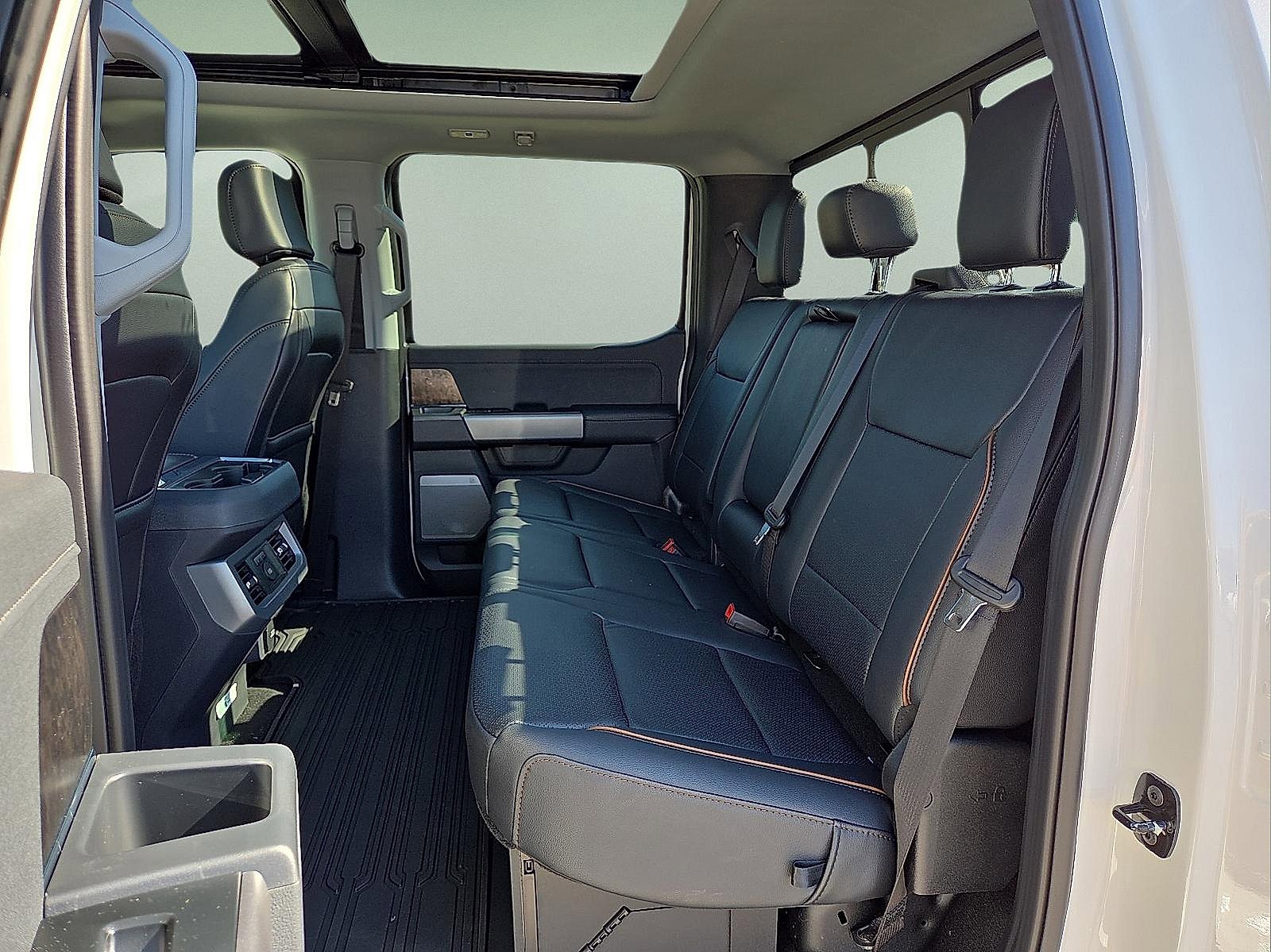 New 2026 Ford F350 Lariat image 10
