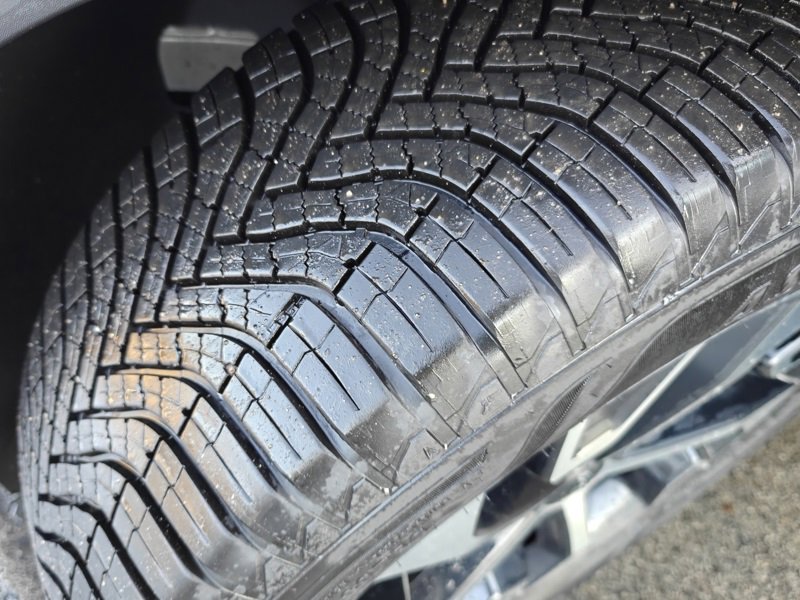 Used 2023 Kia Sportage EX image 30