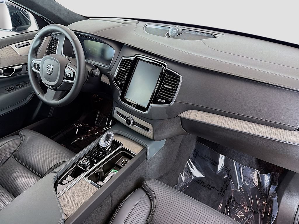Used 2024 Volvo XC90 T8 Ultimate w/ Lounge Package AWD/4WD image 26