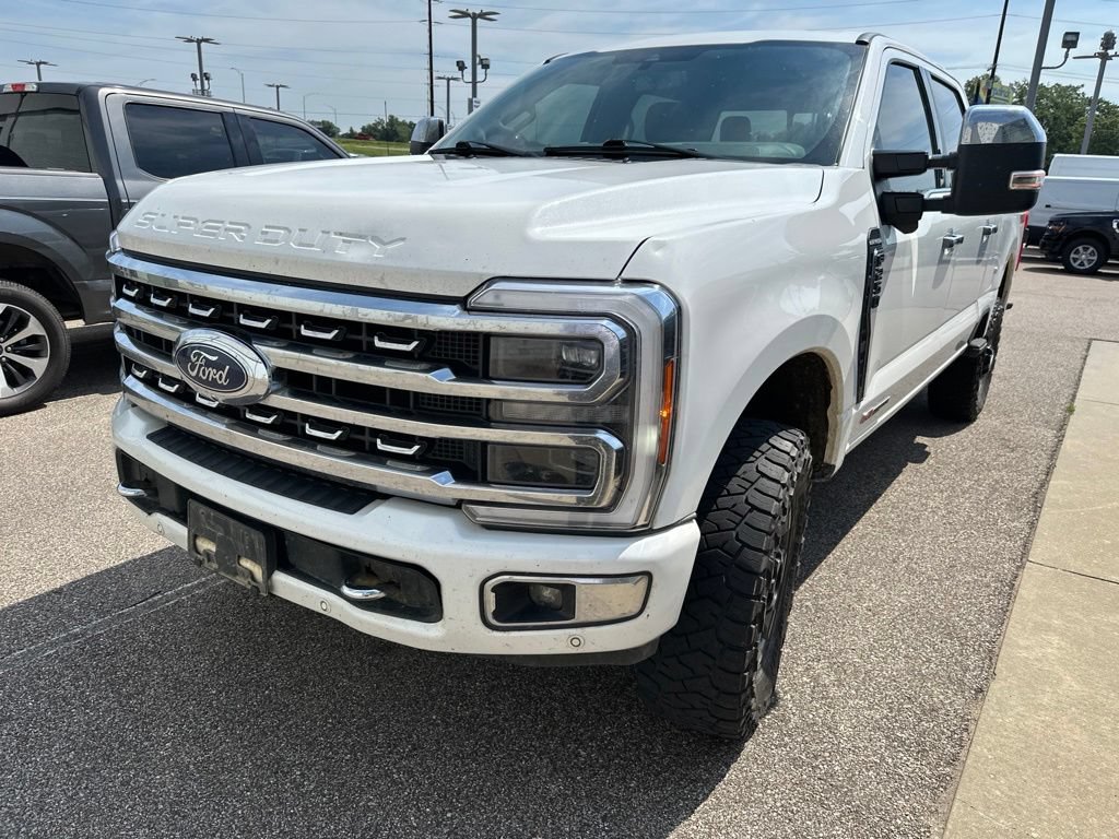 Used 2023 Ford F250 Platinum w/ Tremor Off-Road Package AWD/4WD image 5