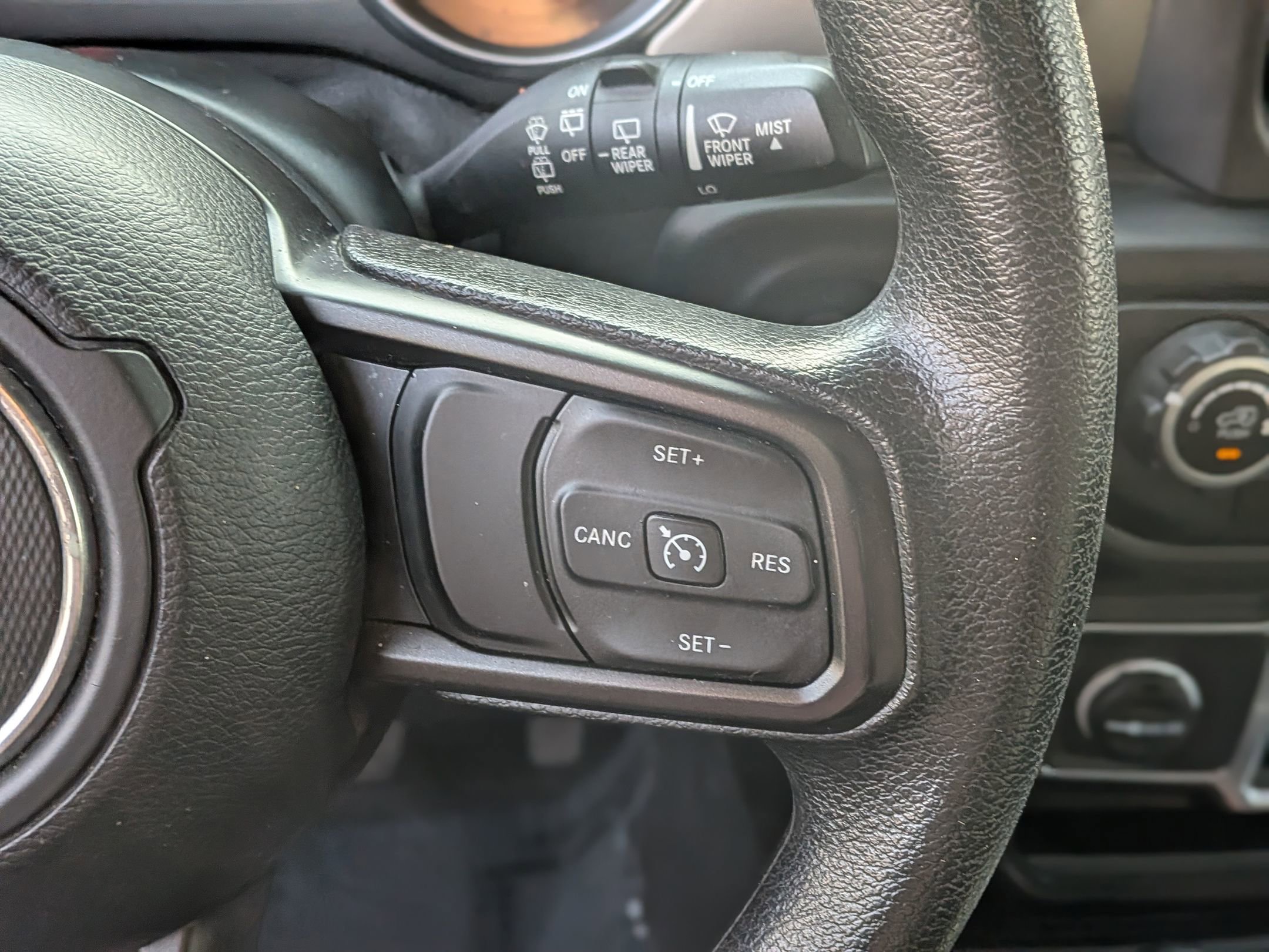 Used 2018 Jeep Wrangler Unlimited Sport image 23