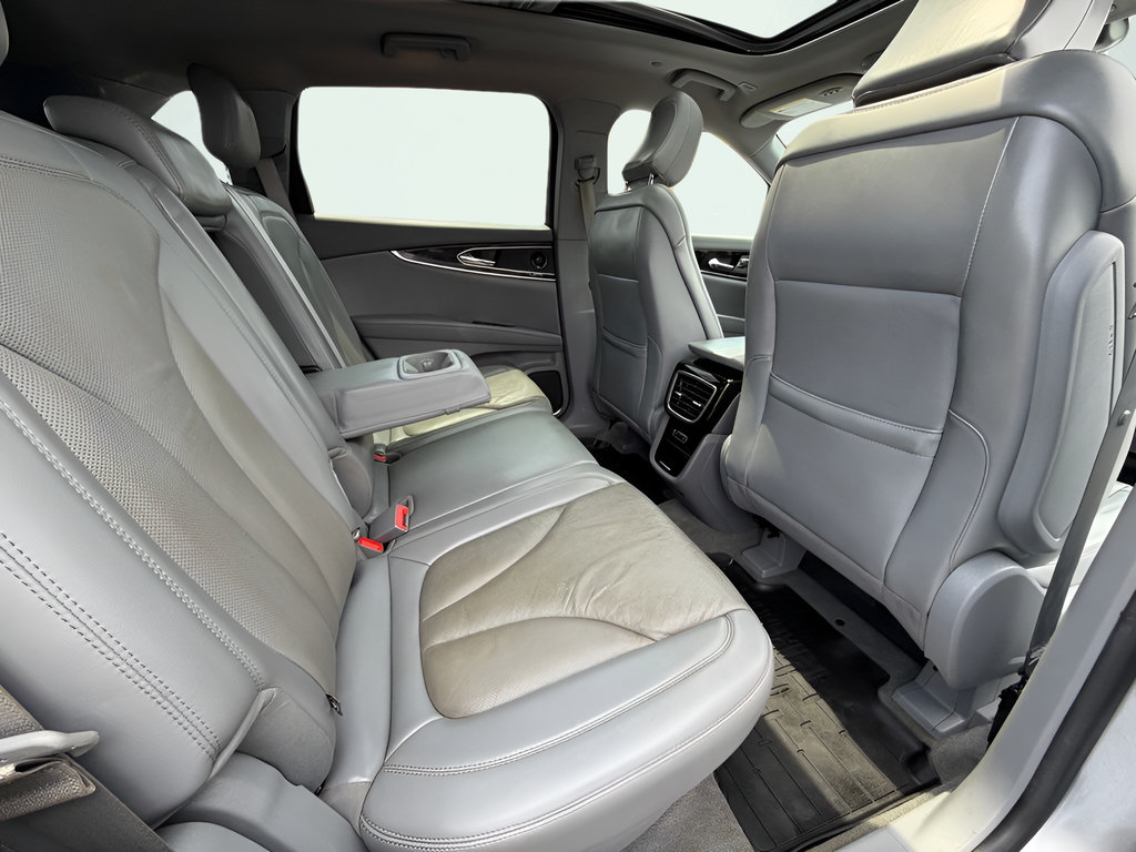 Used 2021 Lincoln Nautilus Reserve FWD image 24