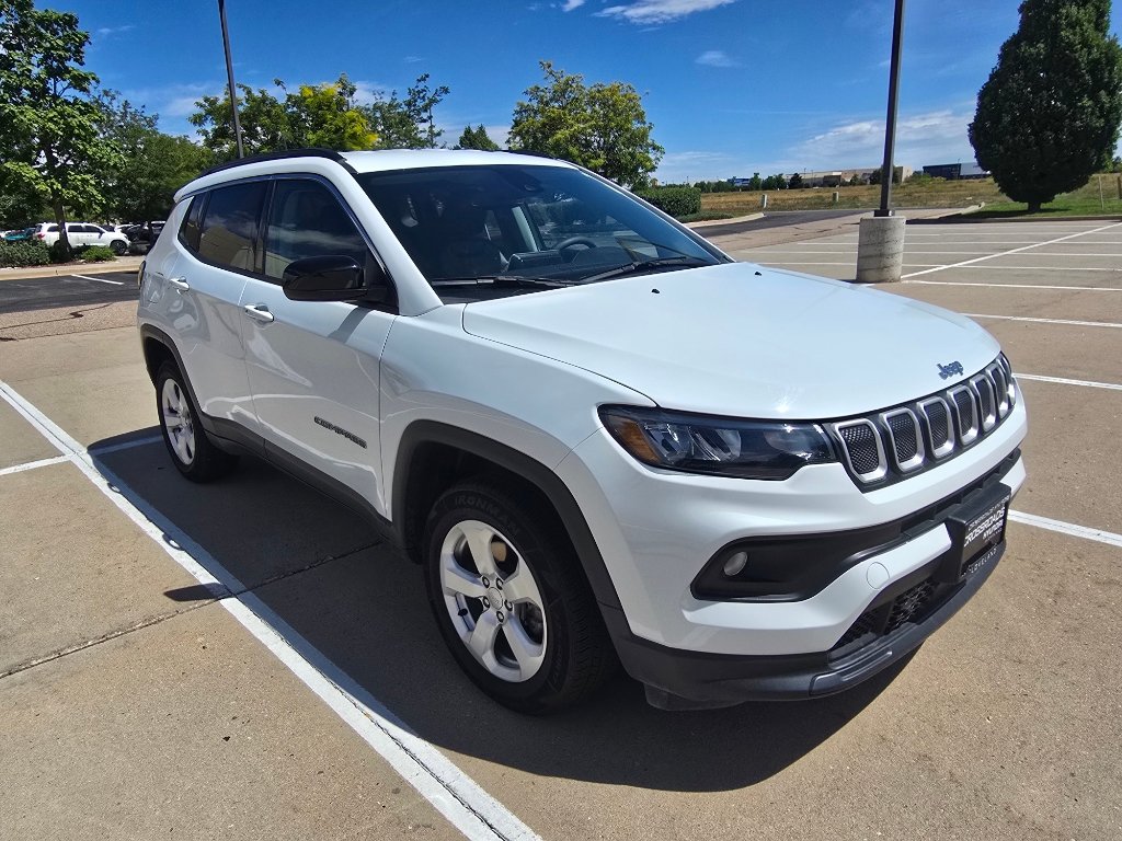 Used 2022 Jeep Compass Latitude AWD/4WD image 8