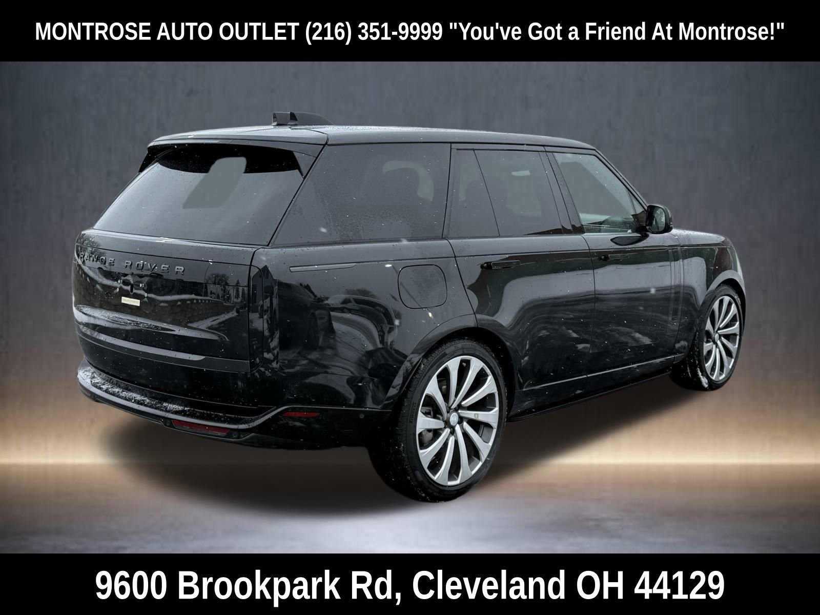 New 2025 Land Rover Range Rover SE image 5