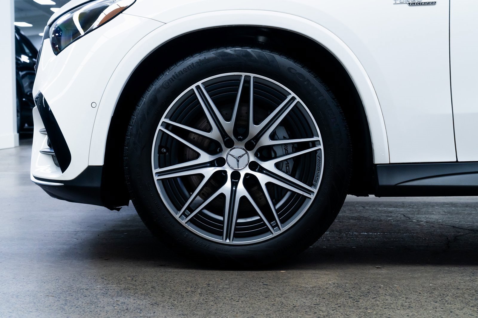 Used 2024 Mercedes-Benz GLC 43 AMG 4MATIC image 7